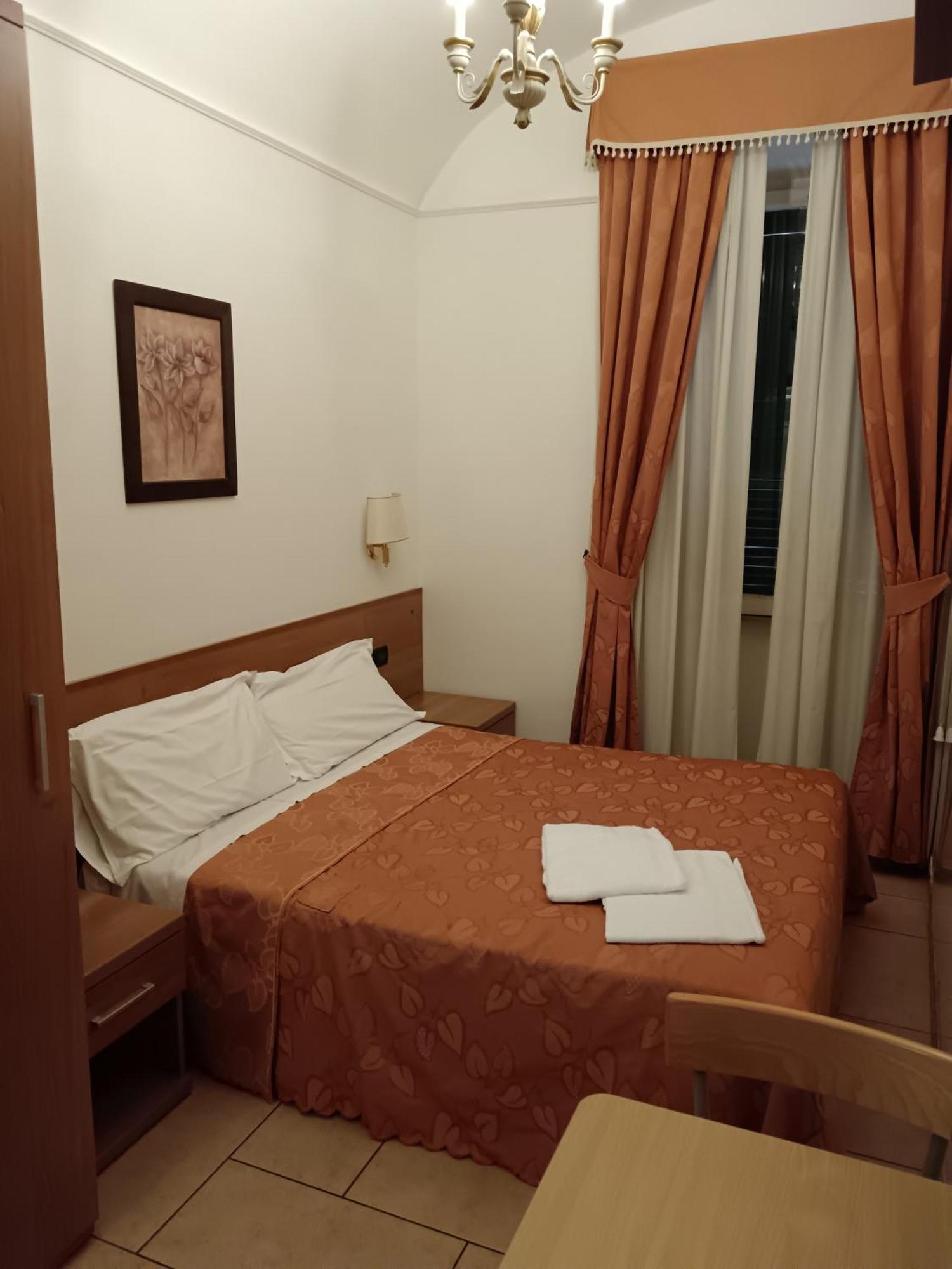 Appartamento Privato Simone Rome Extérieur photo